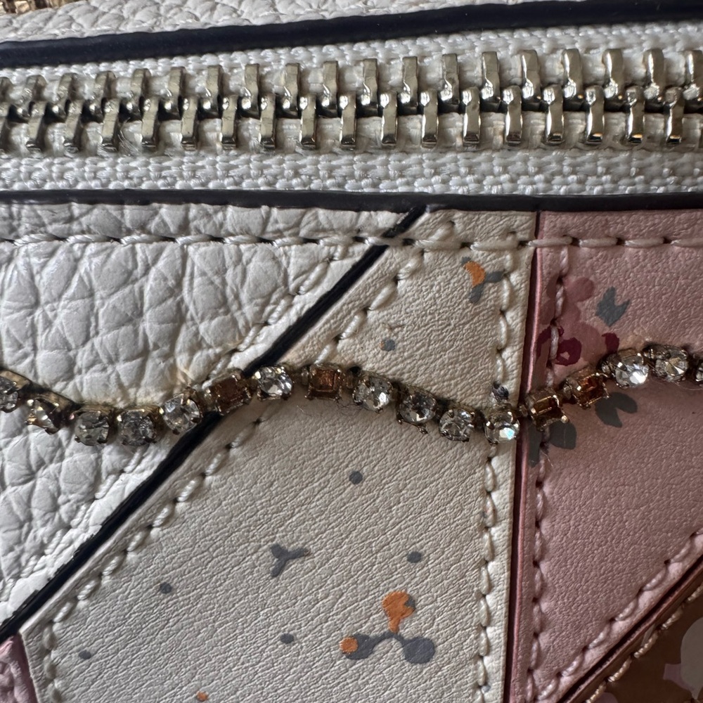 Coach Cream Pebble Leather Backpack with Pink Patchwork Accents - Picture 3 of 9